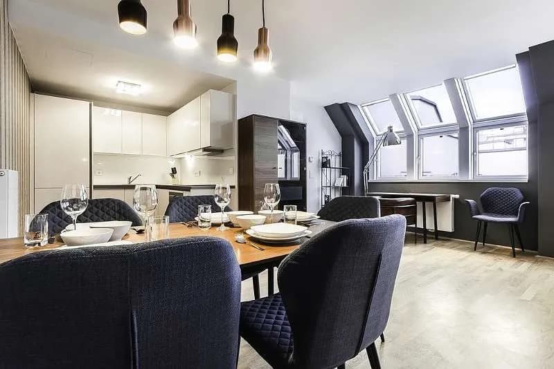 3-Zimmer-Wohnung mieten in Wien – 81 m², € 2.680