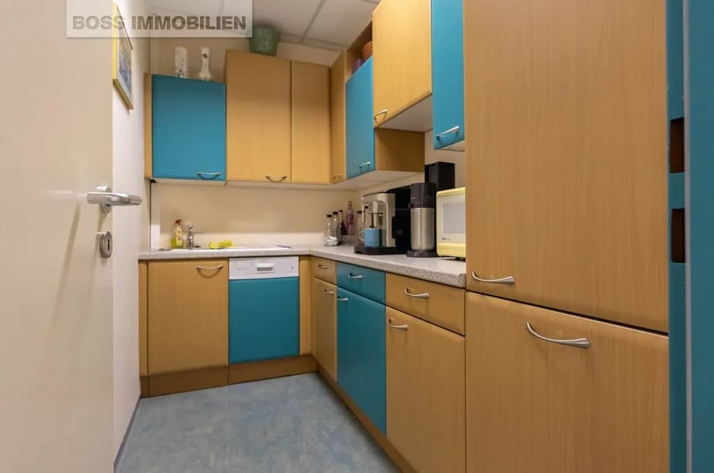 5-Zimmer-Gewerbeimmobilie mieten in Linz – 186 m², € 1.767 – Bild 7 von 10