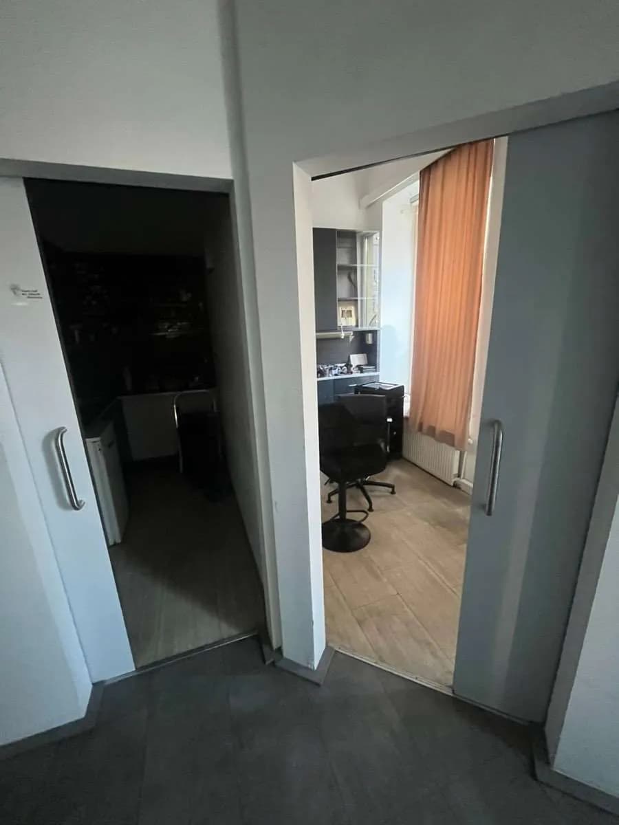 7-Zimmer-Gewerbeimmobilie mieten in Graz – 140 m², € 1.806 – Bild 10 von 16