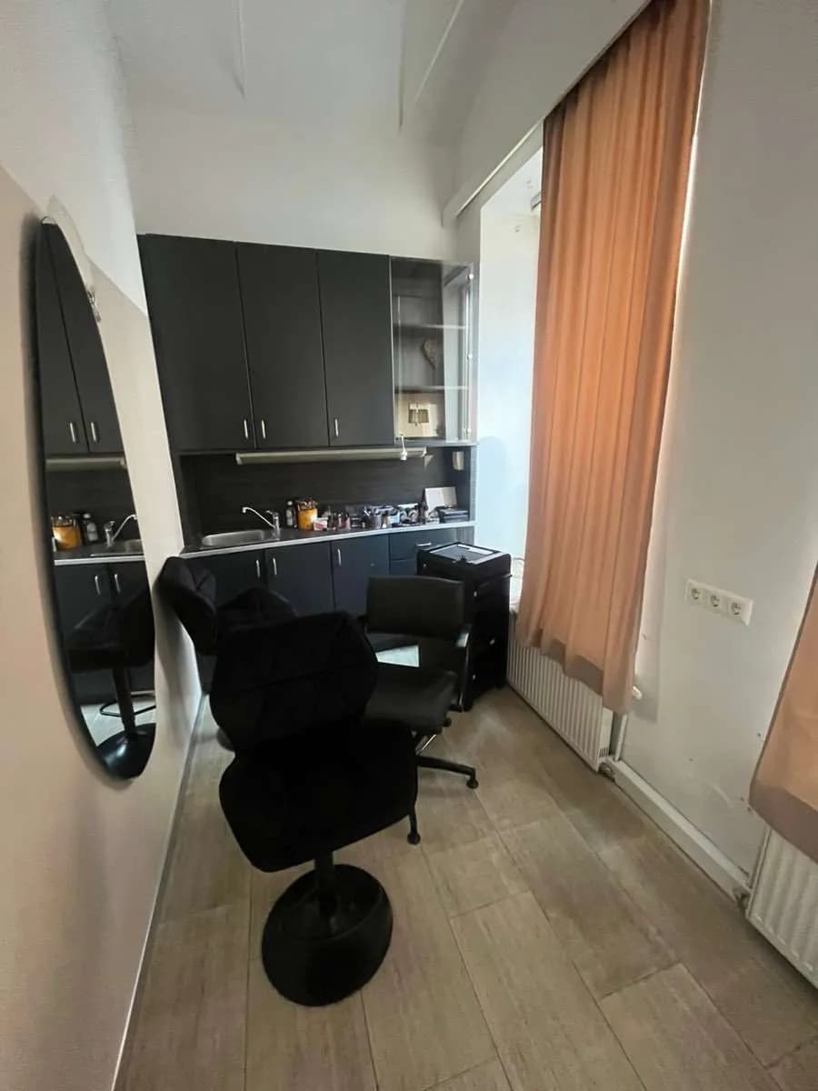 7-Zimmer-Gewerbeimmobilie mieten in Graz – 140 m², € 1.806 – Bild 11 von 16