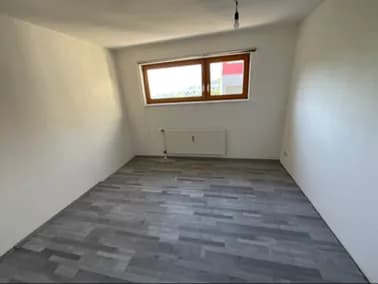 3-Zimmer-Wohnung mieten in Bruck-Mürzzuschlag – 70 m², € 811 – Bild 3 von 8