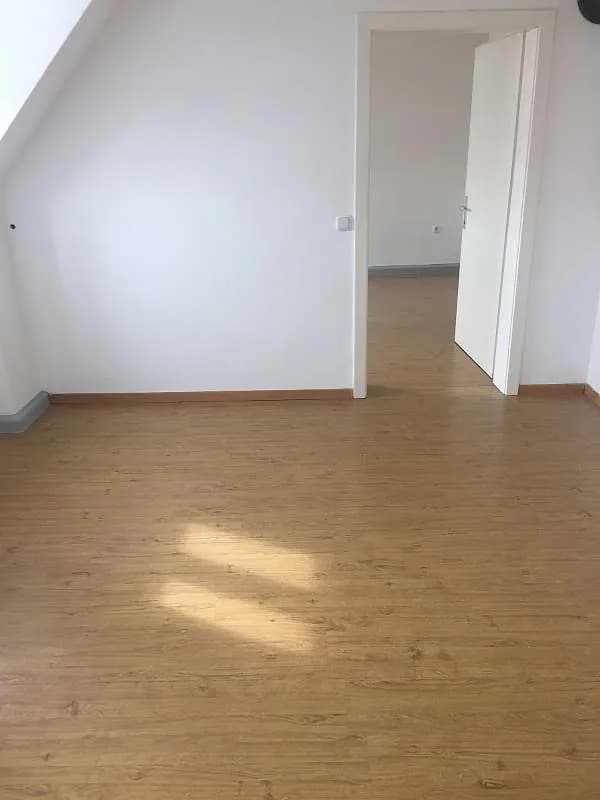 3-Zimmer-Wohnung mieten in Leoben – 60 m², € 449 – Bild 3 von 6