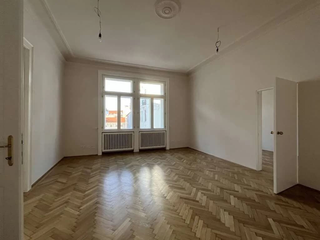 23-Zimmer-Gewerbeimmobilie mieten in Wien – 828 m², € 18.625