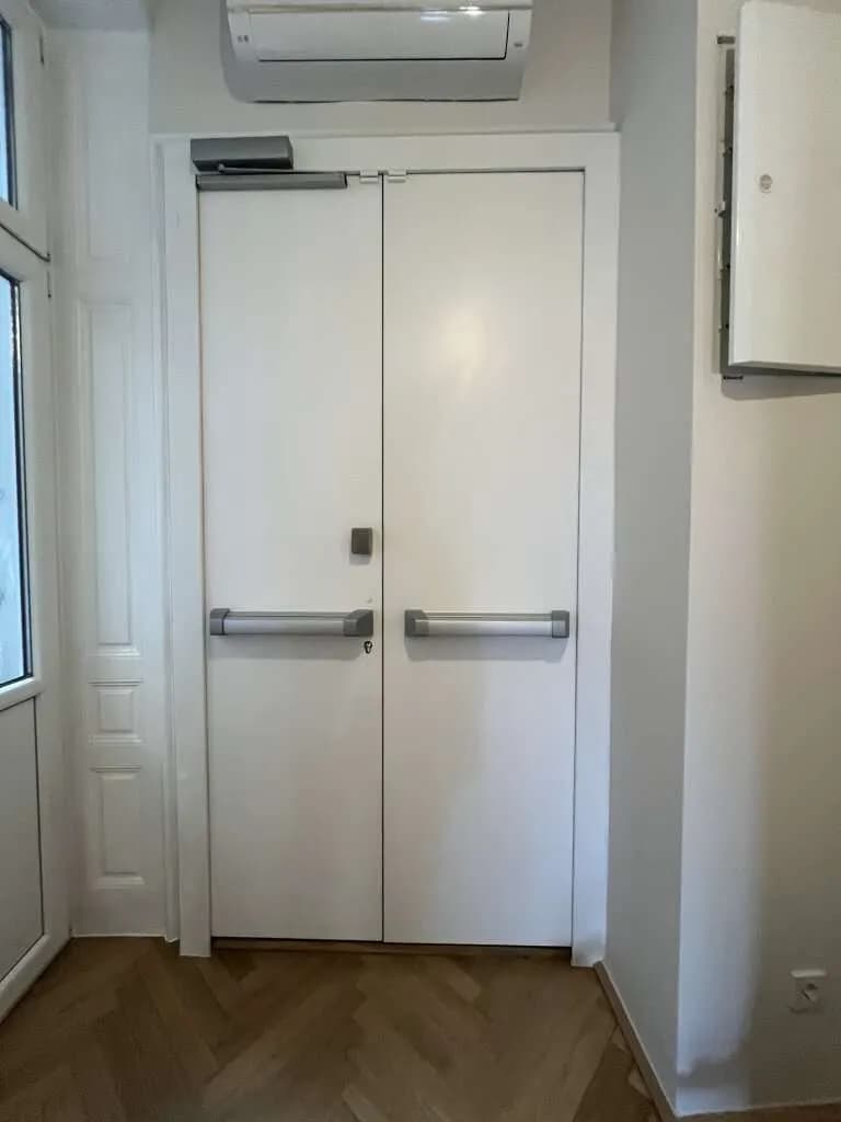 23-Zimmer-Gewerbeimmobilie mieten in Wien – 828 m², € 18.625 – Bild 14 von 24