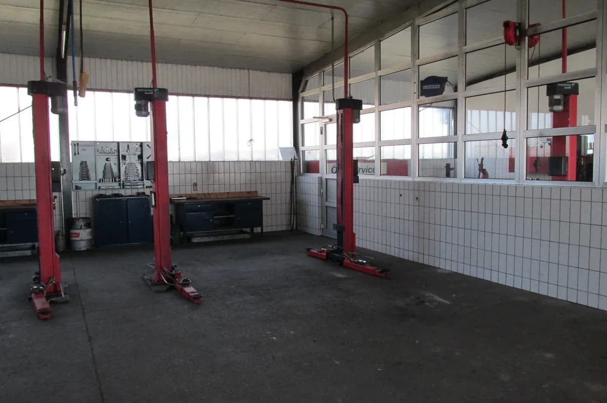 Gewerbeimmobilie mieten in Vöcklabruck – 800 m² – Bild 8 von 28