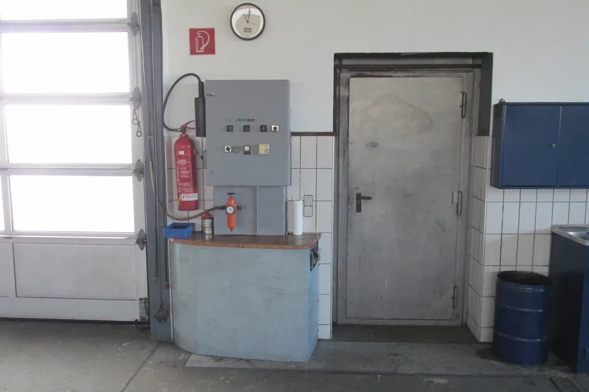 Gewerbeimmobilie mieten in Vöcklabruck – 800 m² – Bild 12 von 28