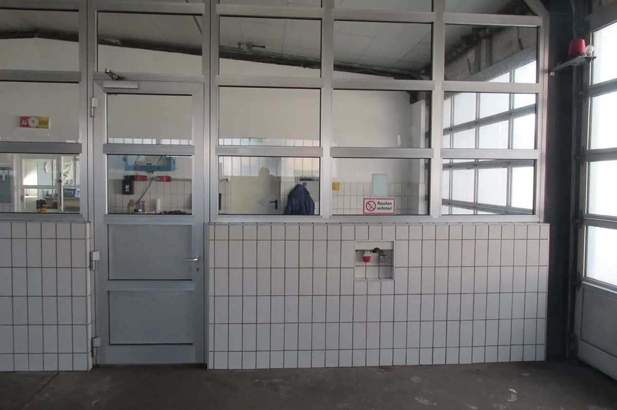 Gewerbeimmobilie mieten in Vöcklabruck – 800 m² – Bild 13 von 28