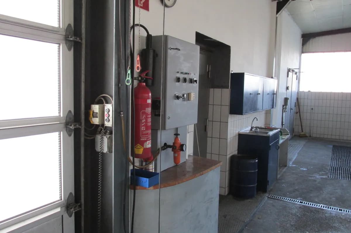 Gewerbeimmobilie mieten in Vöcklabruck – 800 m² – Bild 17 von 28