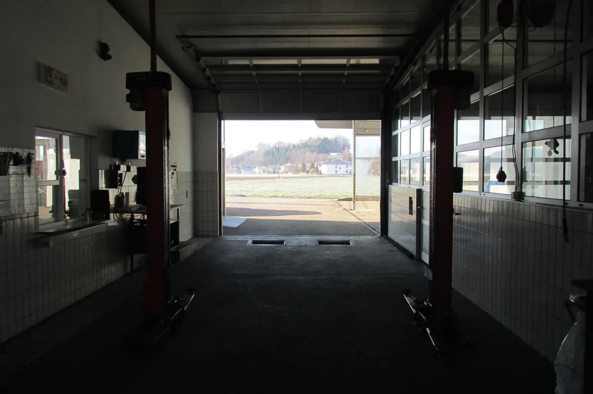Gewerbeimmobilie mieten in Vöcklabruck – 800 m² – Bild 18 von 28