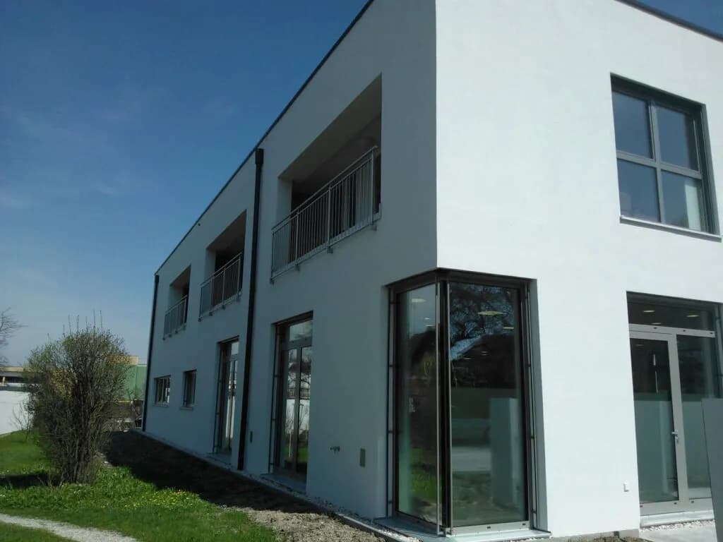 Gewerbeimmobilie mieten in Ried im Innkreis – 7 m², € 3.129 – Bild 5 von 16