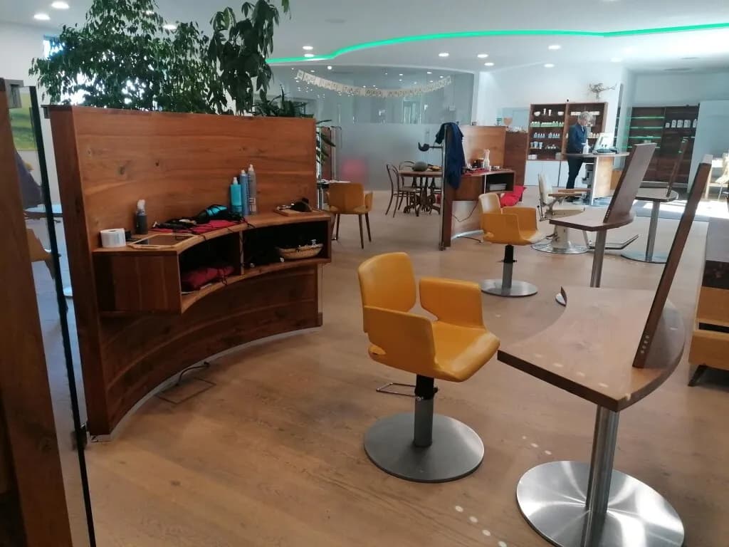 Gewerbeimmobilie mieten in Ried im Innkreis – 7 m², € 3.129 – Bild 8 von 16