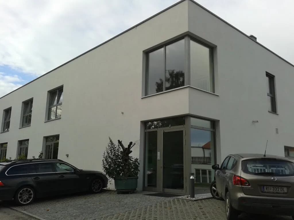 Gewerbeimmobilie mieten in Ried im Innkreis – 7 m², € 3.129 – Bild 14 von 16