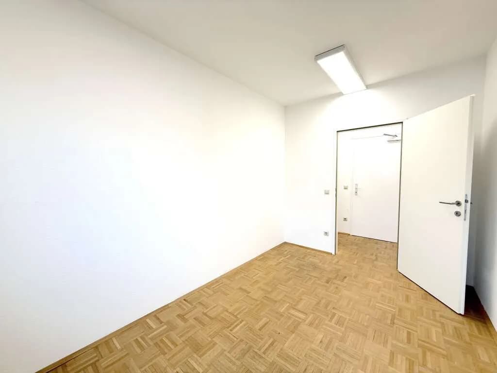 2-Zimmer-Gewerbeimmobilie mieten in Wien – 32 m², € 550 – Bild 8 von 11