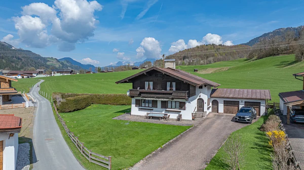 5-Zimmer-Haus kaufen in Kitzbühel – 133 m², € 1.750.000 – Bild 2 von 13