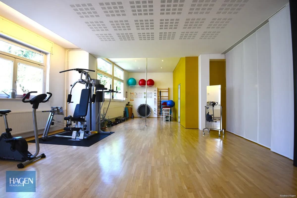 4-Zimmer-Gewerbeimmobilie mieten in Dornbirn – 230 m², € 1.750 – Bild 2 von 8