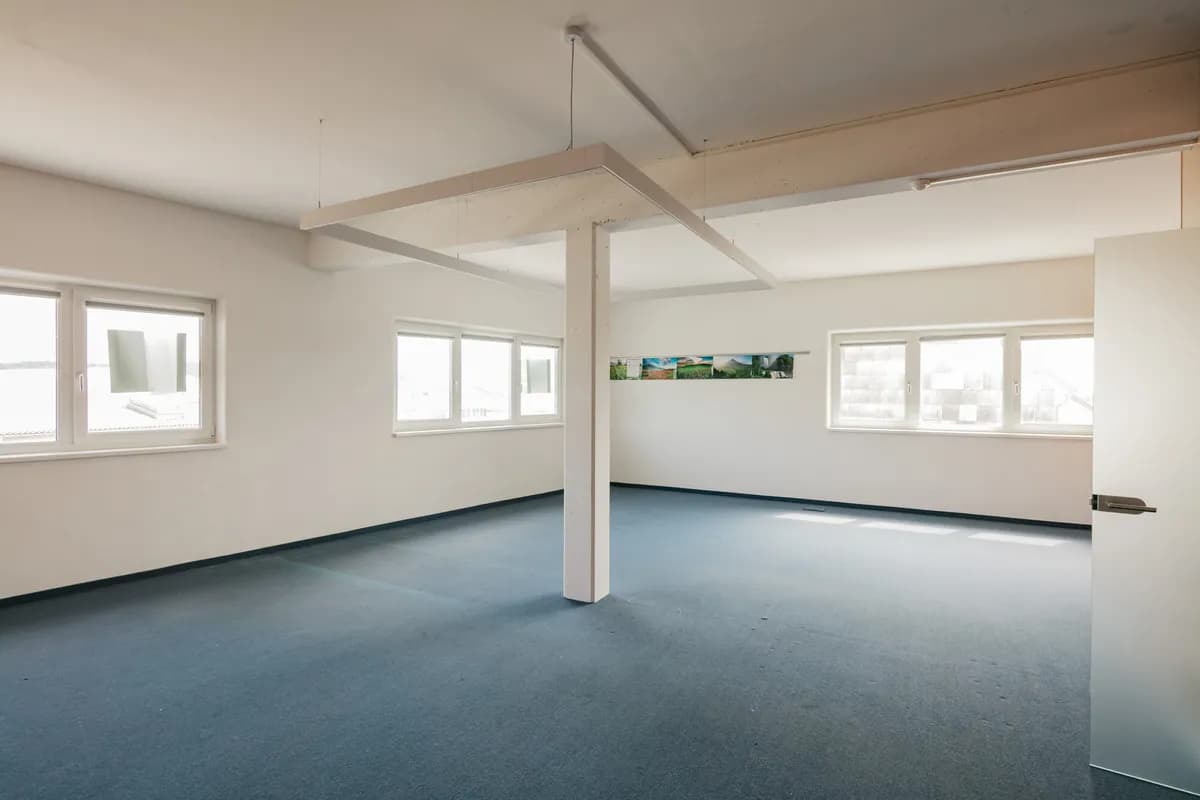 12-Zimmer-Gewerbeimmobilie mieten in Amstetten – 400 m², € 4.779 – Bild 4 von 17