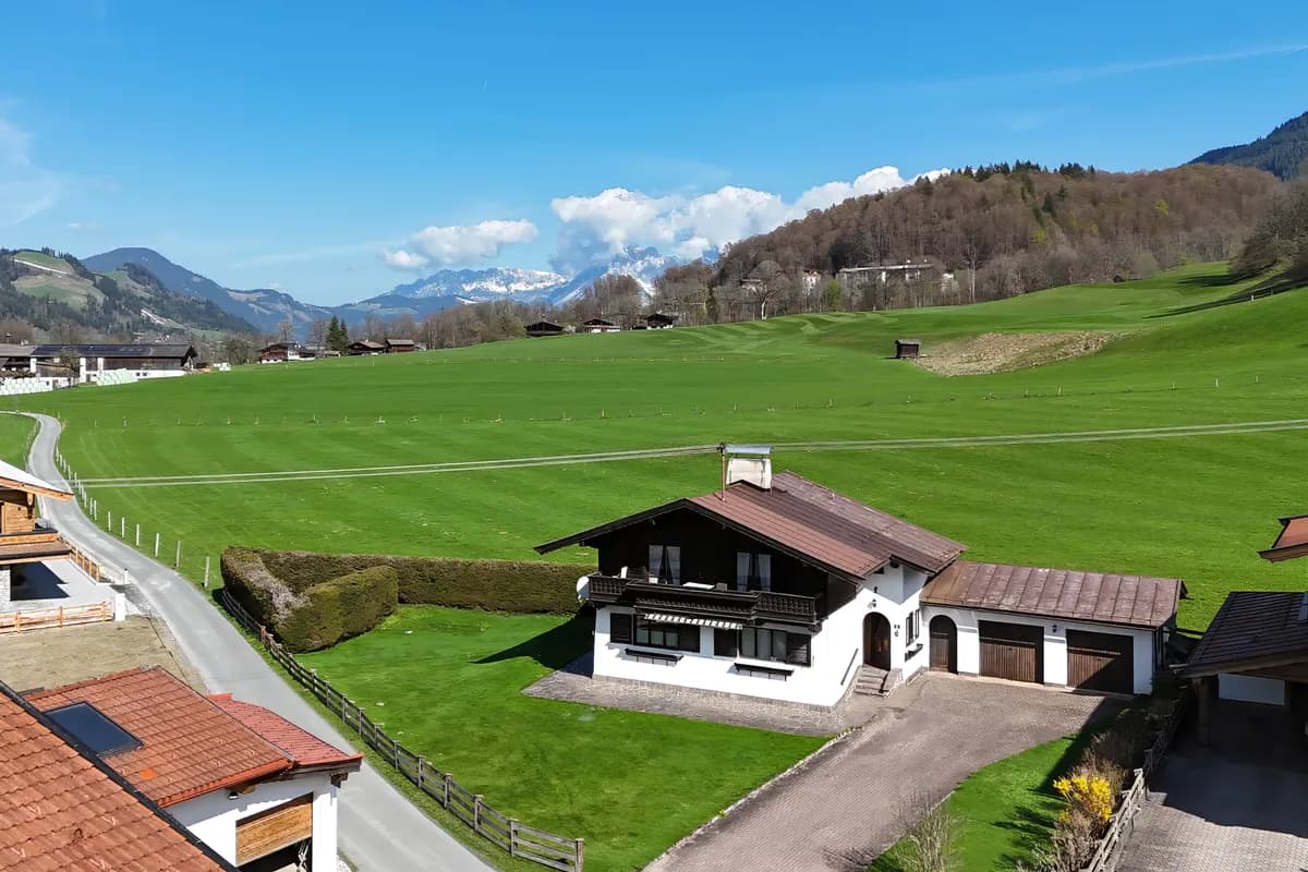 Grundstück kaufen in Kitzbühel – 920 m², € 2.380.000