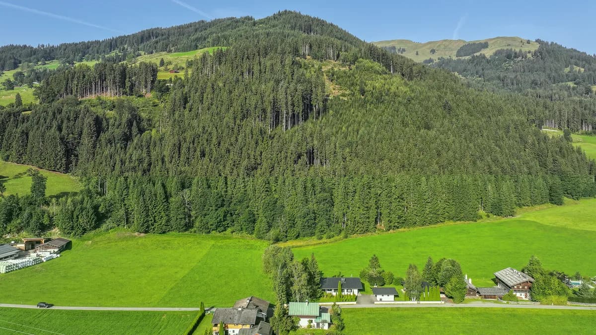 Grundstück kaufen in Kitzbühel – 920 m², € 2.380.000 – Bild 10 von 16