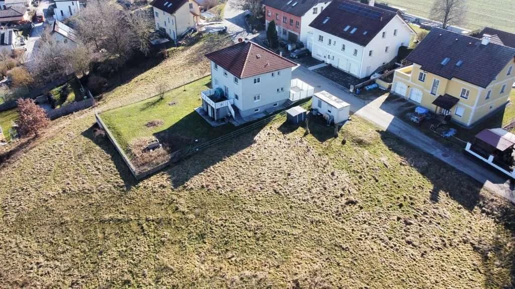 Grundstück kaufen in Linz Land – 4 001 m², € 879.000