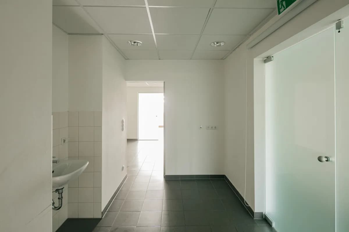 7-Zimmer-Gewerbeimmobilie mieten in Amstetten – 222 m², € 2.645 – Bild 7 von 16
