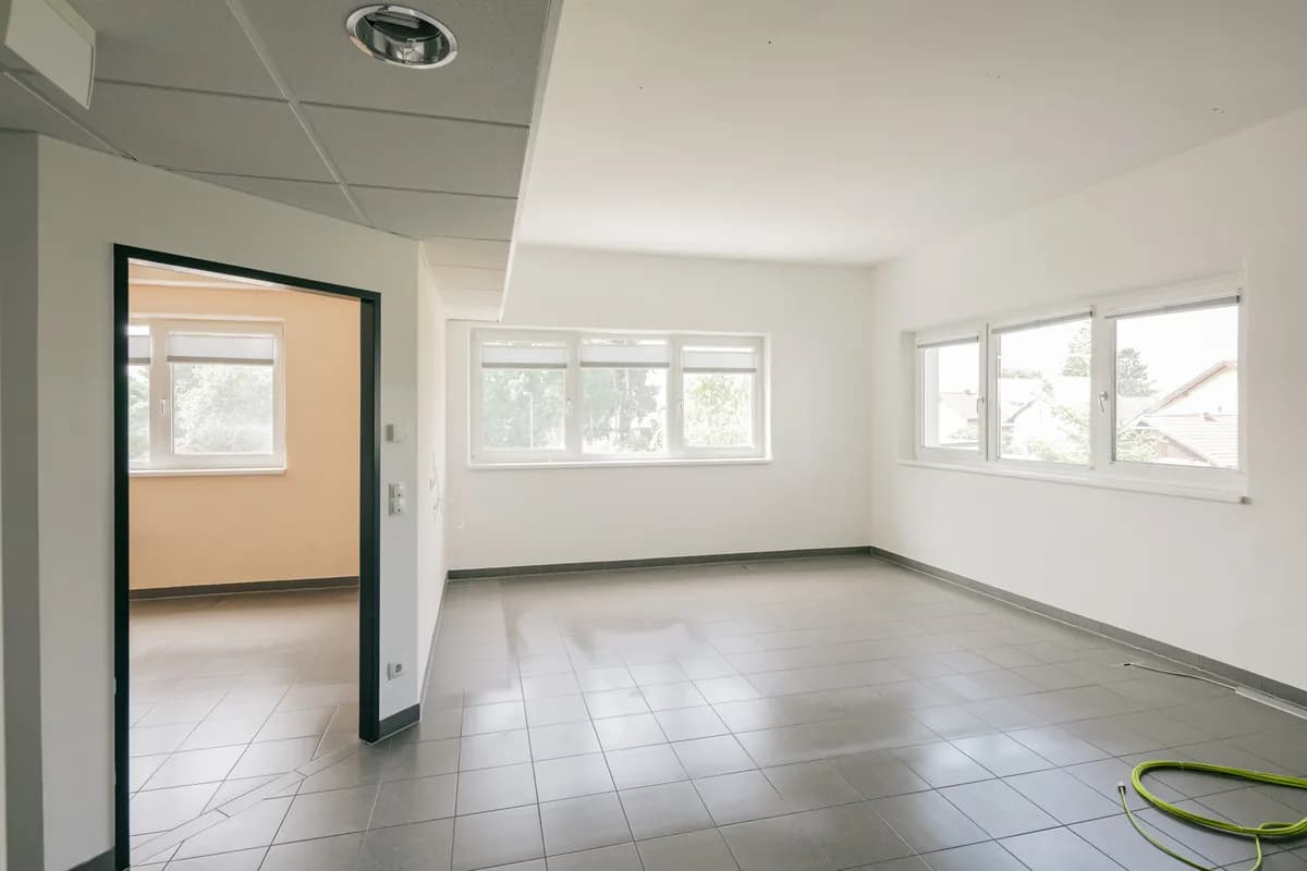 7-Zimmer-Gewerbeimmobilie mieten in Amstetten – 222 m², € 2.645 – Bild 8 von 16