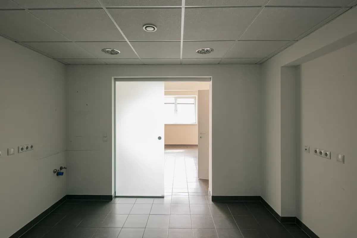 7-Zimmer-Gewerbeimmobilie mieten in Amstetten – 222 m², € 2.645 – Bild 10 von 16
