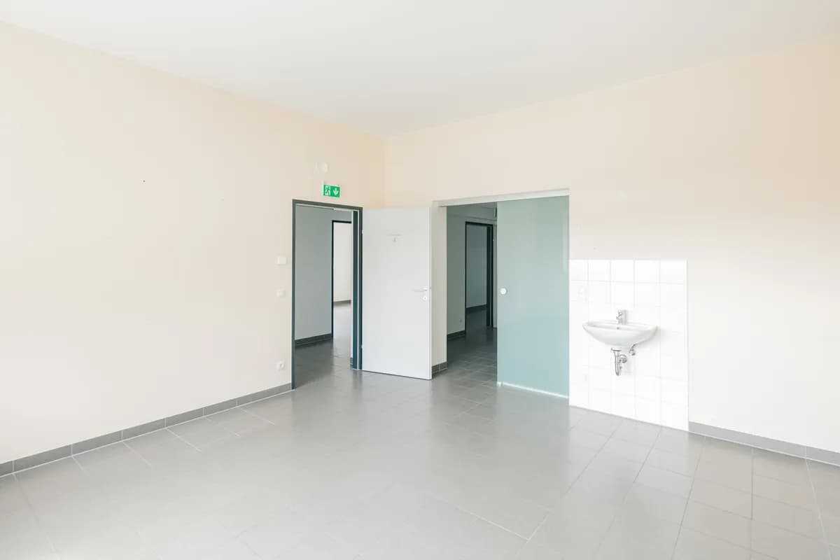 7-Zimmer-Gewerbeimmobilie mieten in Amstetten – 222 m², € 2.645 – Bild 13 von 16