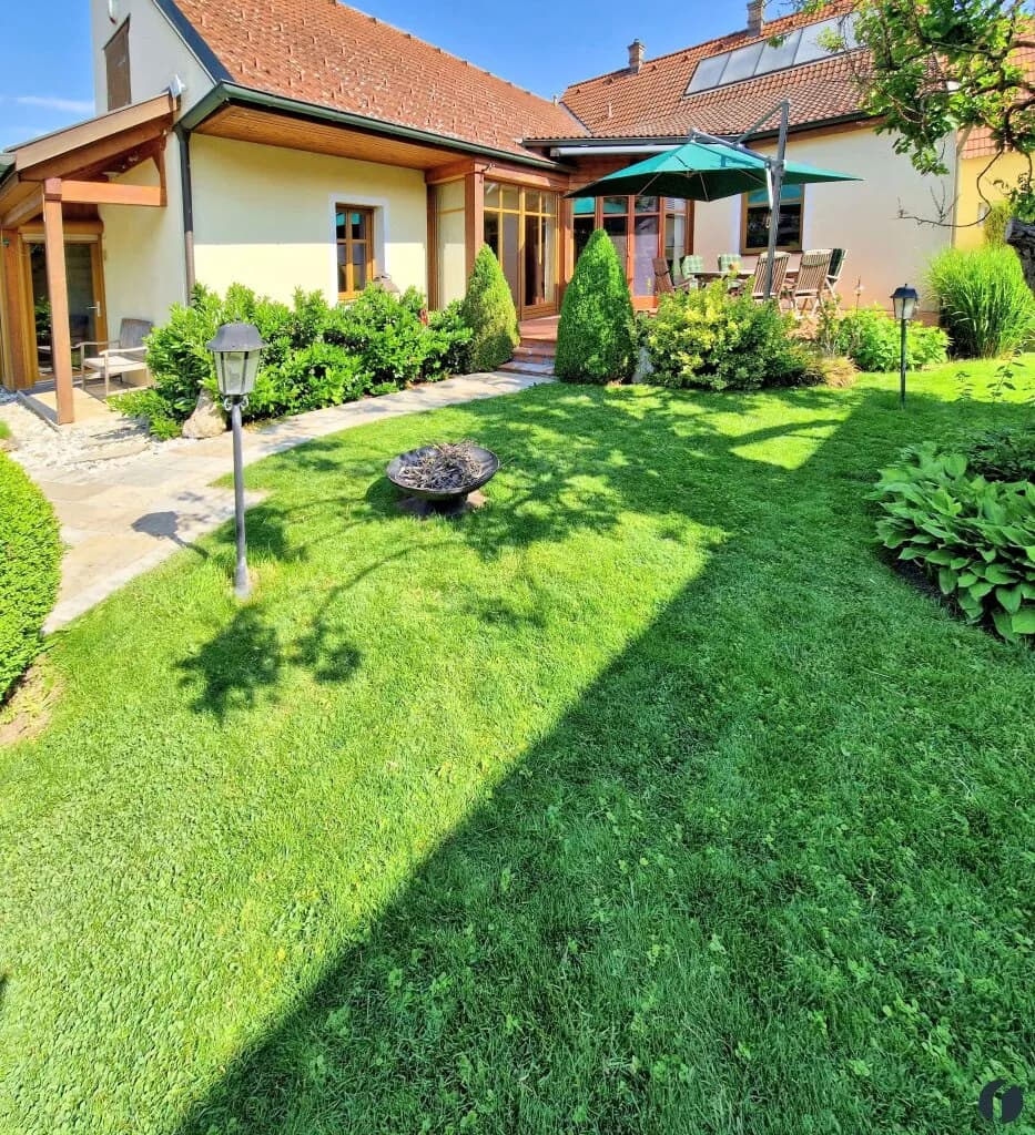 7-Zimmer-Haus mieten in Tulln – 238,77 m², € 2.500