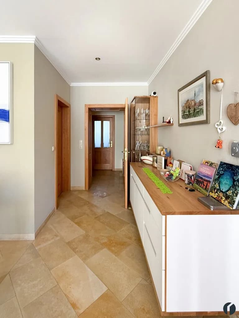 7-Zimmer-Haus mieten in Tulln – 238,77 m², € 2.500 – Bild 8 von 38