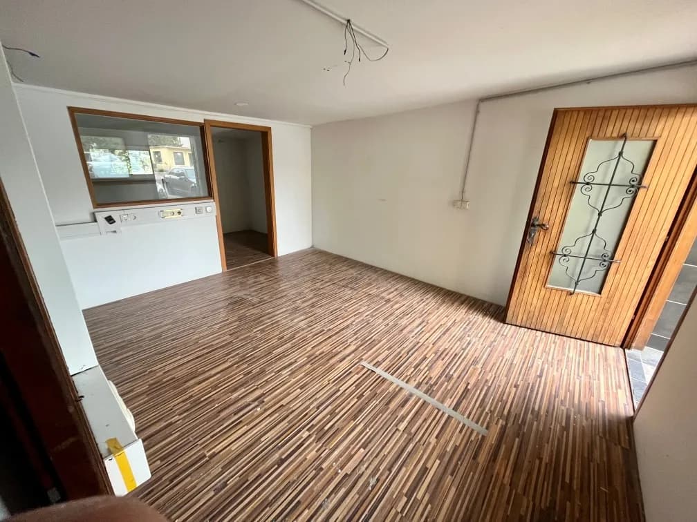 3-Zimmer-Gewerbeimmobilie mieten in Graz – 80 m², € 499 – Bild 2 von 9
