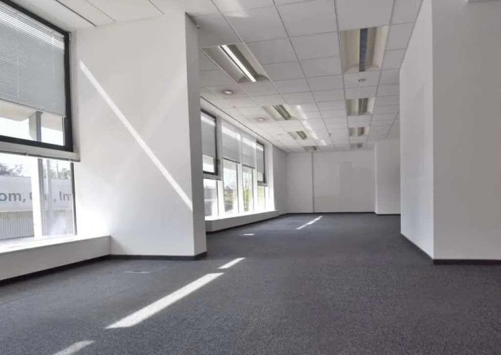 Gewerbeimmobilie mieten in Linz – 1 501 m², € 17.606 – Bild 2 von 13