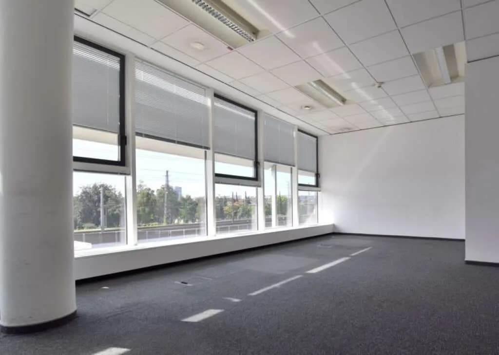 Gewerbeimmobilie mieten in Linz – 1 501 m², € 17.606 – Bild 8 von 13