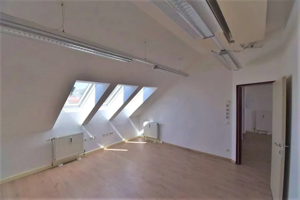 3-Zimmer-Gewerbeimmobilie mieten in Linz – 100 m², € 979 – Bild 5 von 7