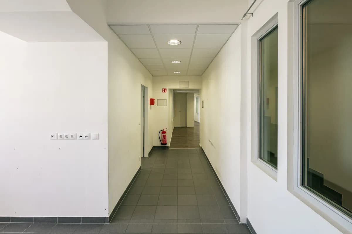 Gewerbeimmobilie mieten in Amstetten – 204 m², € 2.434 – Bild 23 von 24