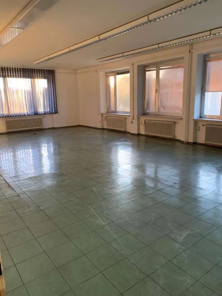 Gewerbeimmobilie mieten in Vöcklabruck – 12 000 m², € 5 – Bild 4 von 21