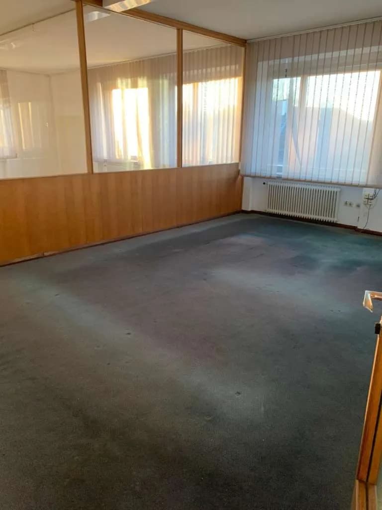 Gewerbeimmobilie mieten in Vöcklabruck – 12 000 m², € 5 – Bild 8 von 21
