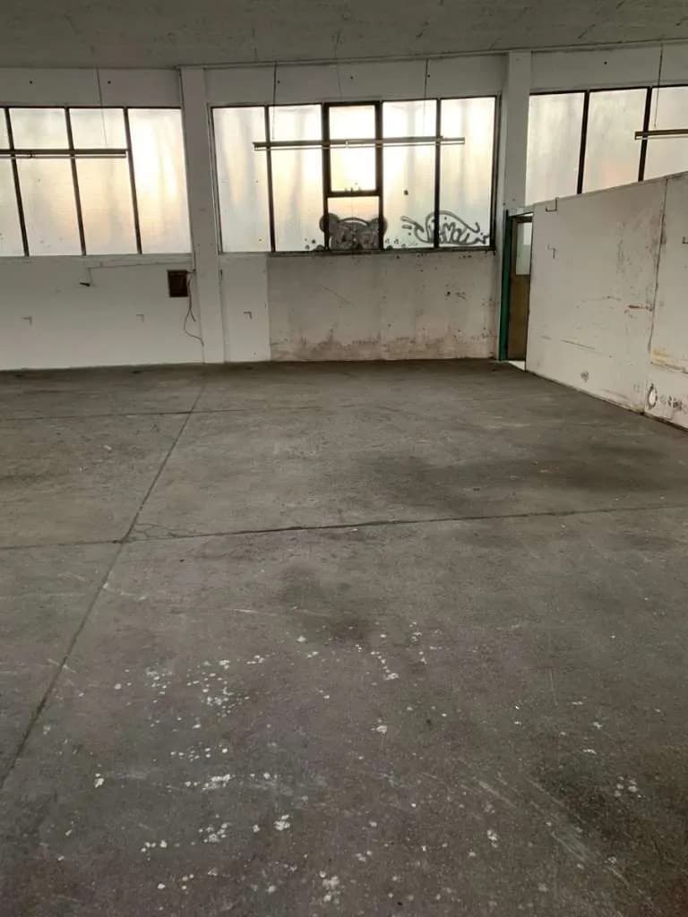 Gewerbeimmobilie mieten in Vöcklabruck – 12 000 m², € 5 – Bild 10 von 21
