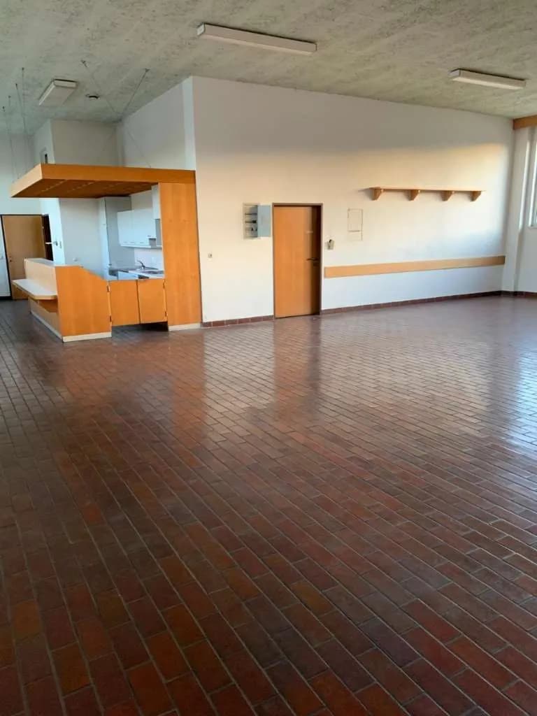 Gewerbeimmobilie mieten in Vöcklabruck – 12 000 m², € 5 – Bild 18 von 21