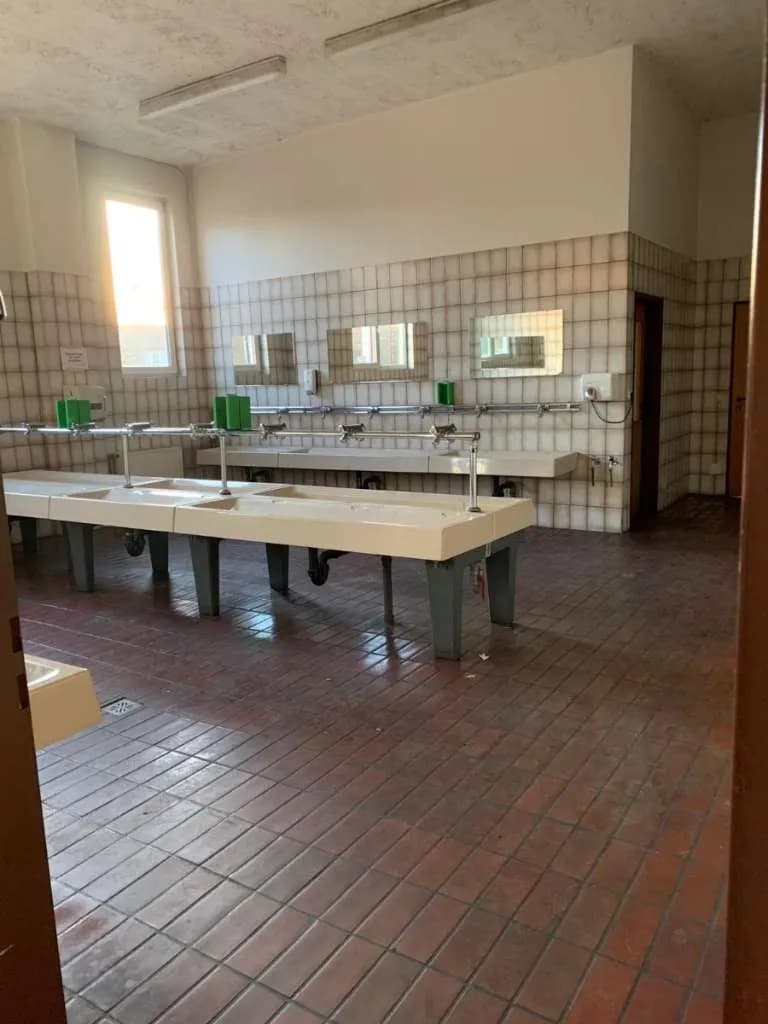 Gewerbeimmobilie mieten in Vöcklabruck – 12 000 m², € 5 – Bild 19 von 21