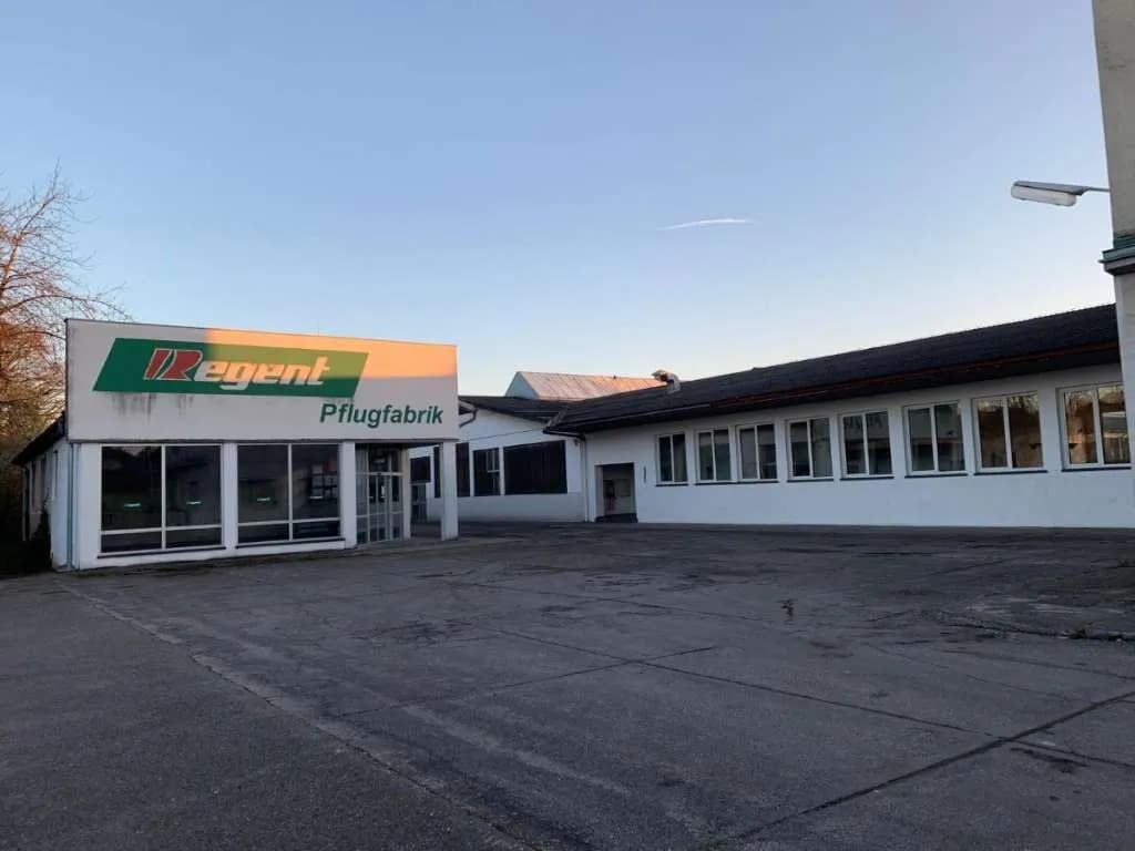 Gewerbeimmobilie mieten in Vöcklabruck – 12 000 m², € 5 – Bild 20 von 21