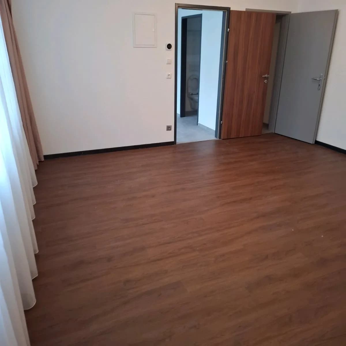 4-Zimmer-Gewerbeimmobilie kaufen in Wels – 98 m², € 220.000 – Bild 6 von 8