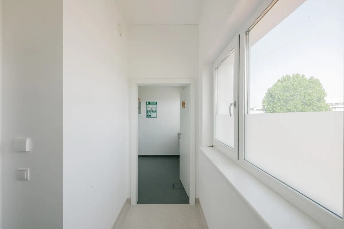5-Zimmer-Gewerbeimmobilie mieten in Amstetten – 256 m², € 3.059 – Bild 10 von 15