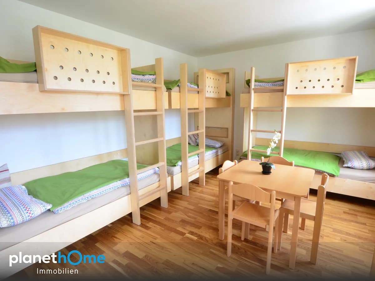 18-Zimmer-Immobilie kaufen in Oberpullendorf – 639 m², € 2.200.000 – Bild 2 von 18