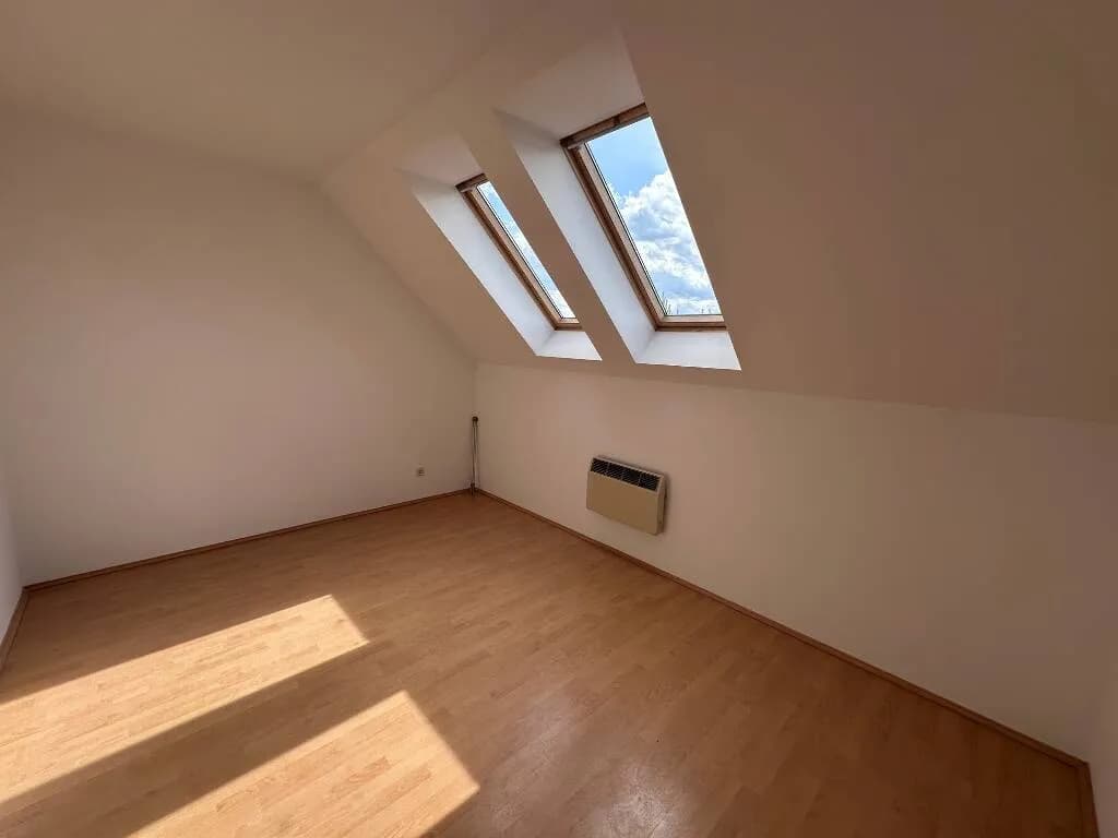 2-Zimmer-Wohnung mieten in Horn – 59 m², € 473 – Bild 9 von 14