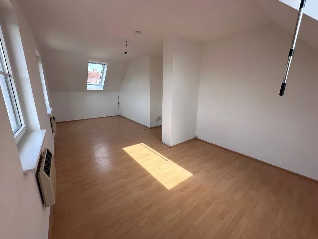 2-Zimmer-Wohnung mieten in Horn – 59 m², € 473 – Bild 12 von 14