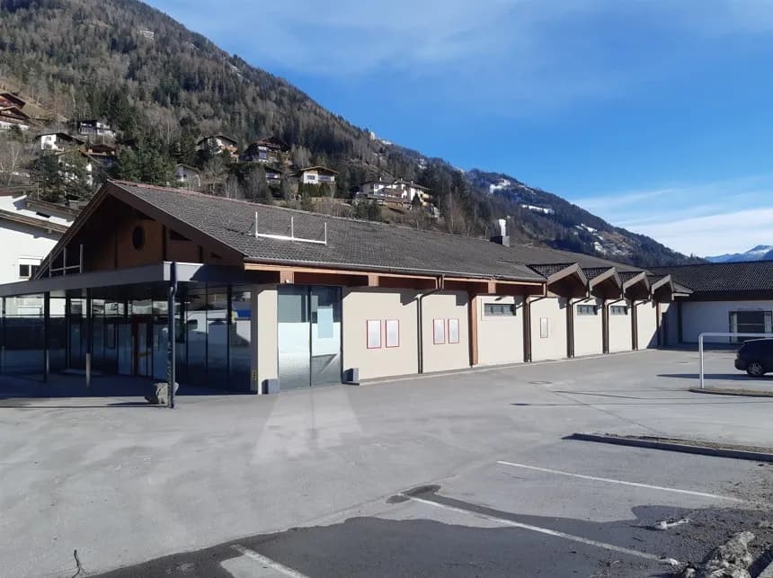 Gewerbeimmobilie mieten in Lienz – 330 m², € 15 – Bild 3 von 4