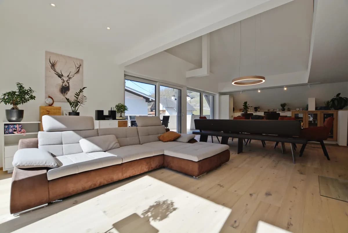 7-Zimmer-Haus kaufen in Gmunden – 294 m², € 990.000 – Bild 6 von 12