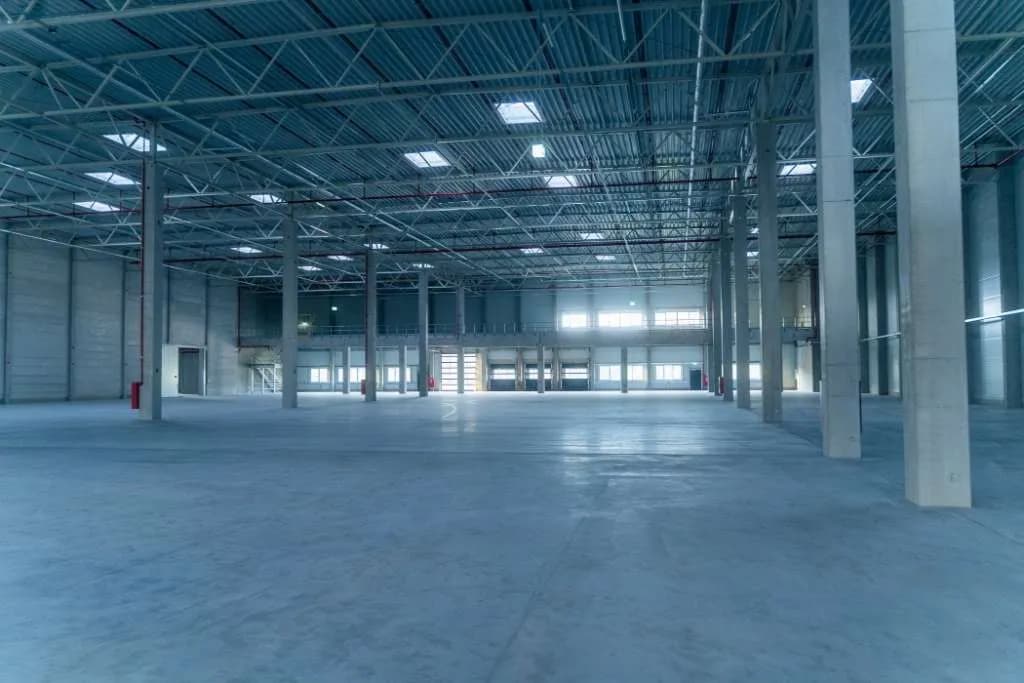 Gewerbeimmobilie mieten in Baden – 5 833 m², € 6 – Bild 5 von 6