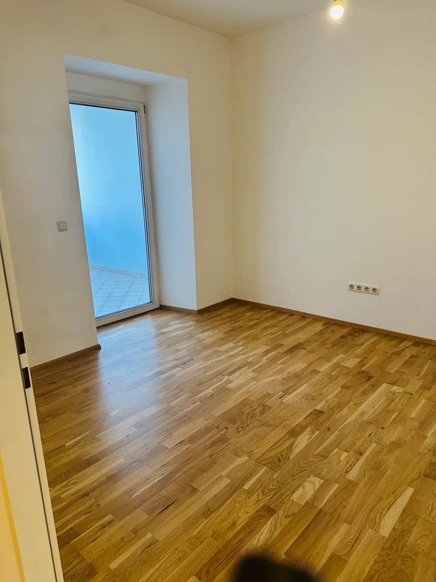 5-Zimmer-Wohnung mieten in Linz – 105 m², € 1.499 – Bild 3 von 7