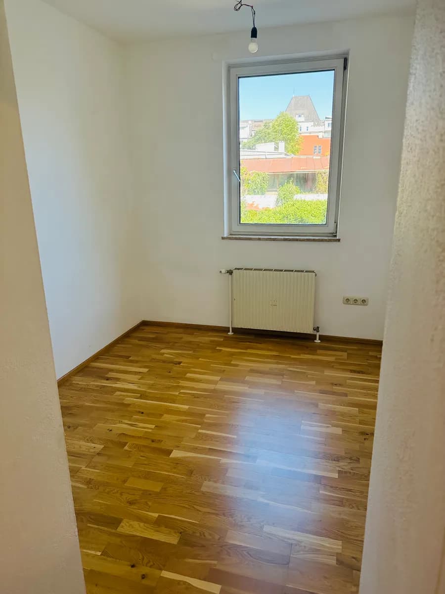 5-Zimmer-Wohnung mieten in Linz – 105 m², € 1.499 – Bild 7 von 7